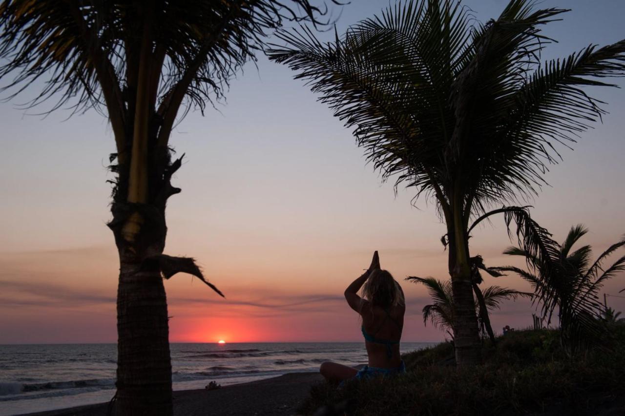 Paredon Surf House Hotel El Paredon Buena Vista Bagian luar foto